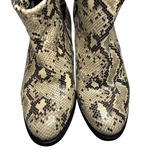 Artisan by Zigi Lissa Snakeskin Embossed Leather Ankle Bootie boots shoes 6 - Picture 7 of 11